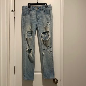 American Eagle Outfitters distressed jeans